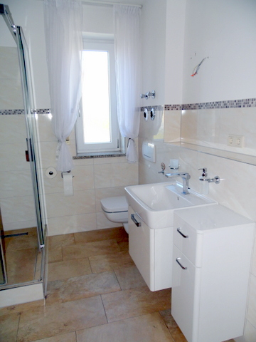 Bad Etagenwohnung Holzkirchen